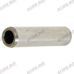 Inlet Valve Guide suitable for Massey Ferguson - 825259M1