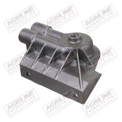 Engine Oil Filter Head - RE504563 suitable for John Deere -  RE504563